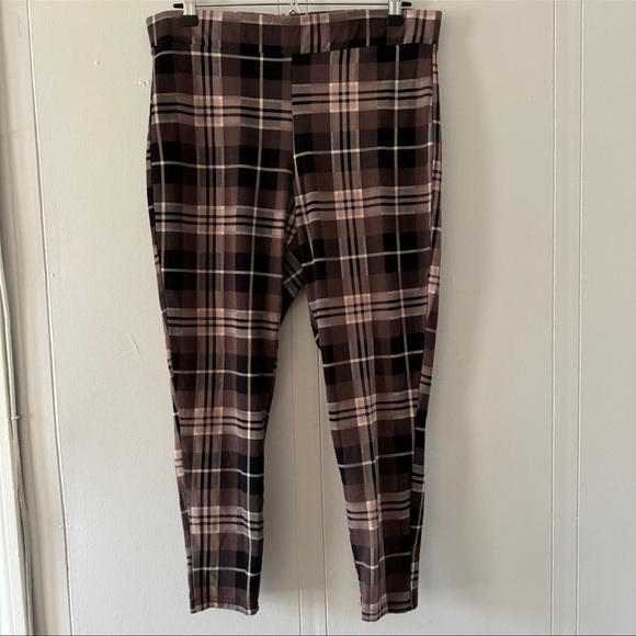 Torrid Brown Plaid Full Length Signature Waist Premium Legging Size 2 / 2X - Picture 2 of 6